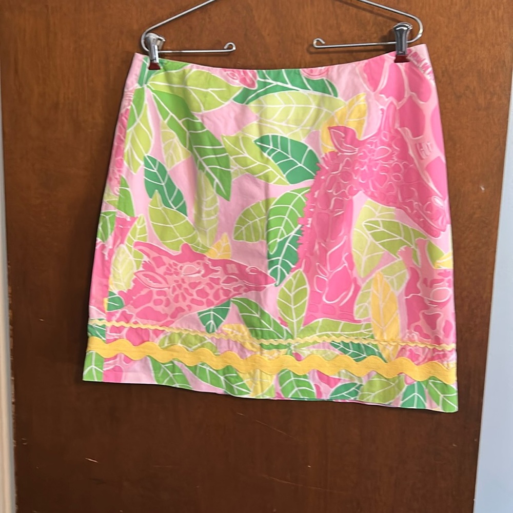 Lily Pulitzer skirt pink and green leaf design size 12